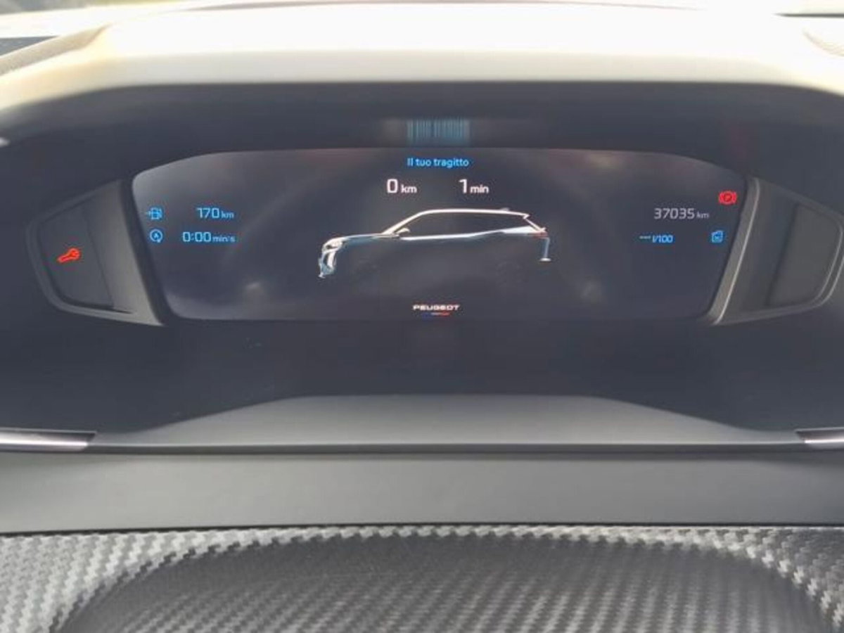Peugeot 2008 BlueHDi 130 S&S EAT8 Allure Pack (9)