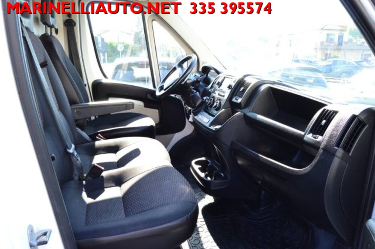 Peugeot Boxer Furgone 335 2.0 BlueHDi 130CV PM-TM Furgone Vetrato (20)