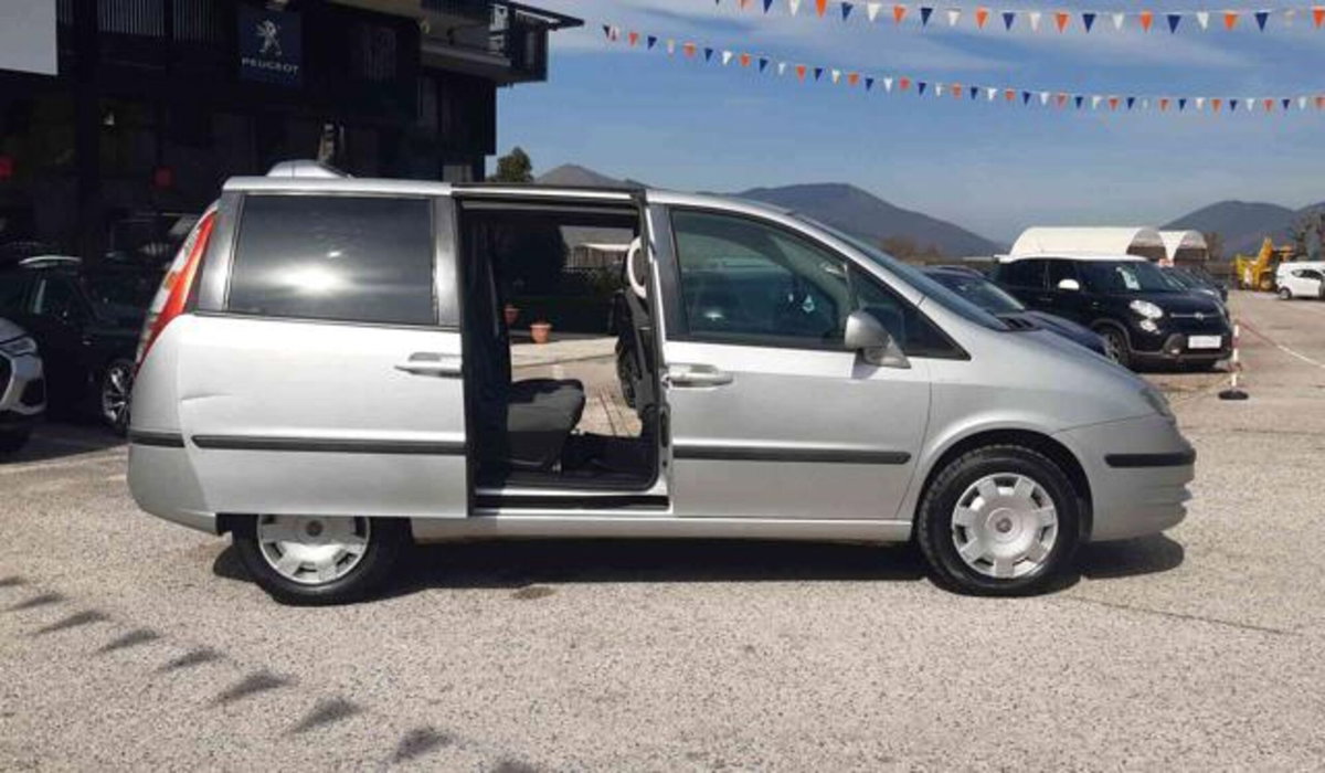 Fiat Ulysse 2.0 MJT 120 CV Emotion (15)