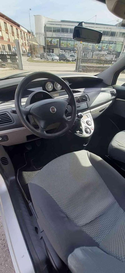 Fiat Ulysse 2.0 MJT 120 CV Emotion (18)