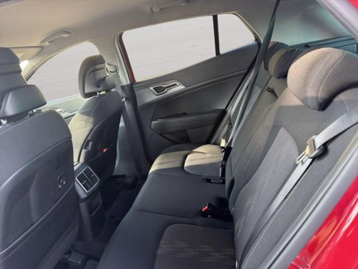 Kia Sportage 1.6 TGDi MHEV Style (10)
