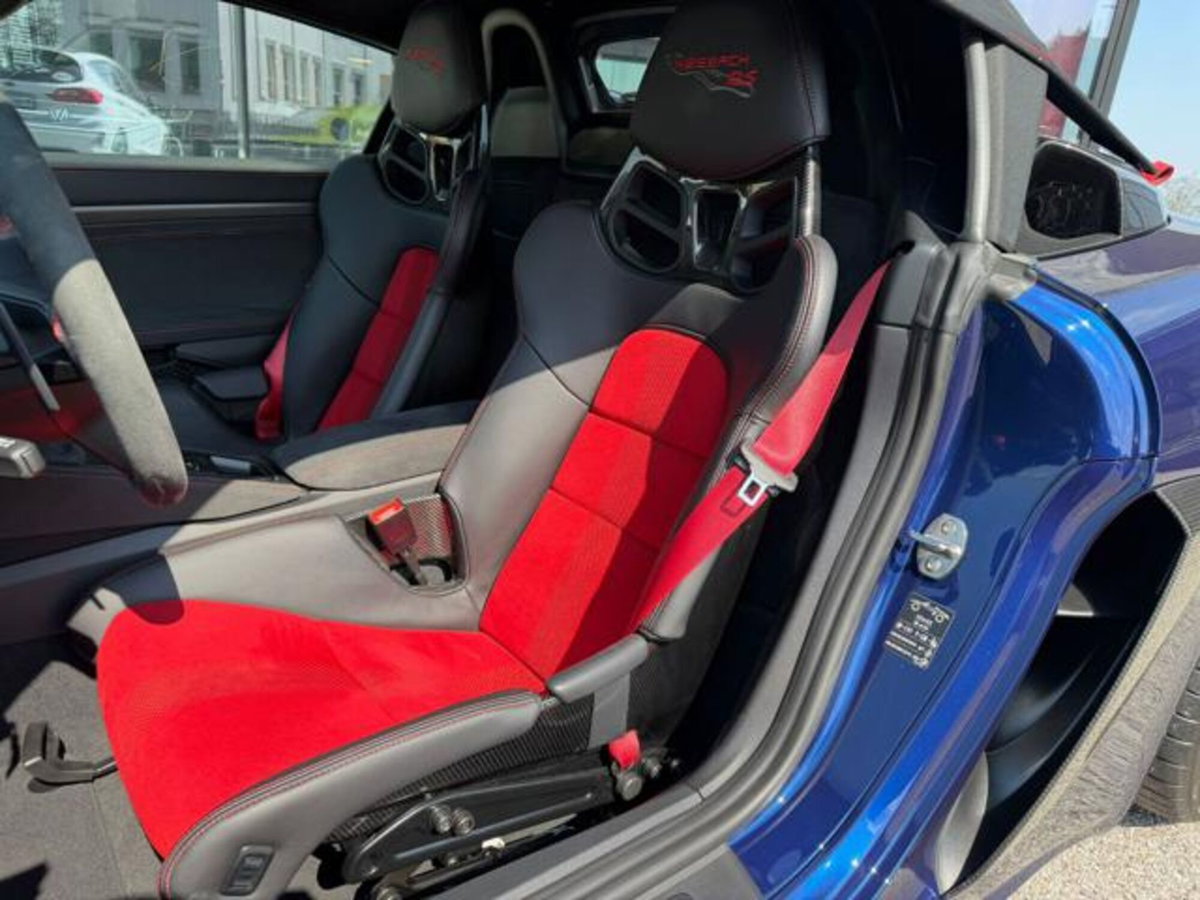 Porsche 718 Boxster  4.0 Spyder RS pdk (8)