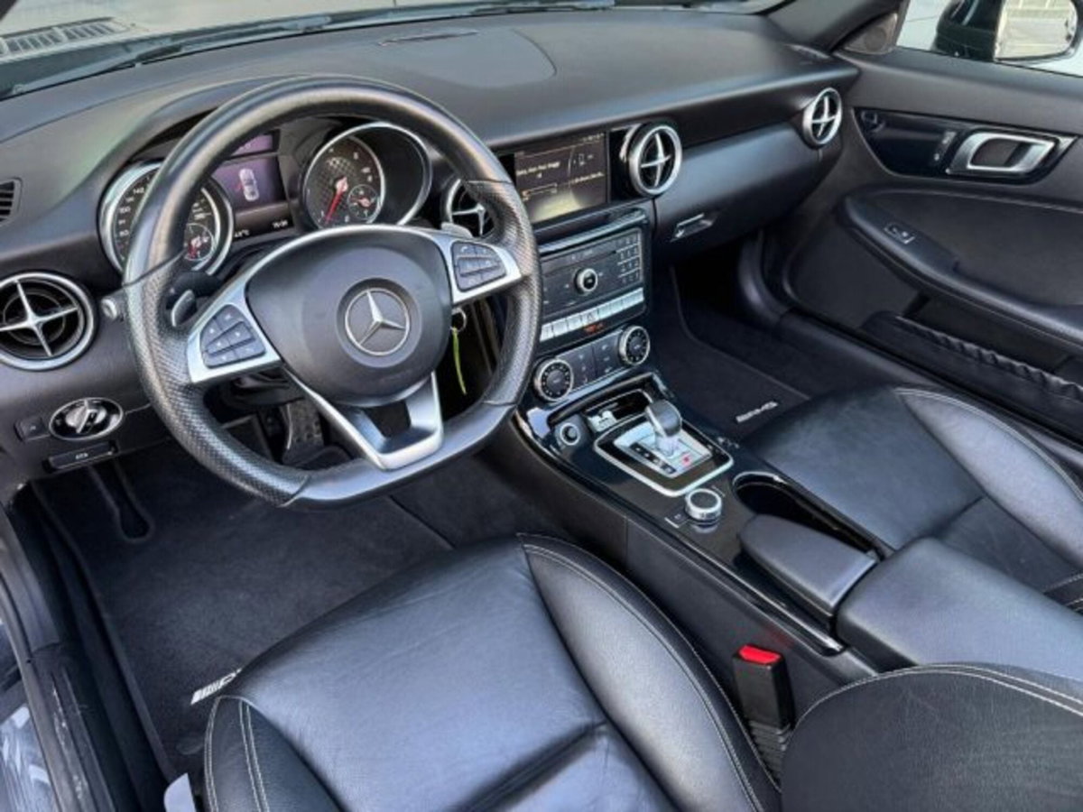 Mercedes-Benz SLC 250 d Premium (10)