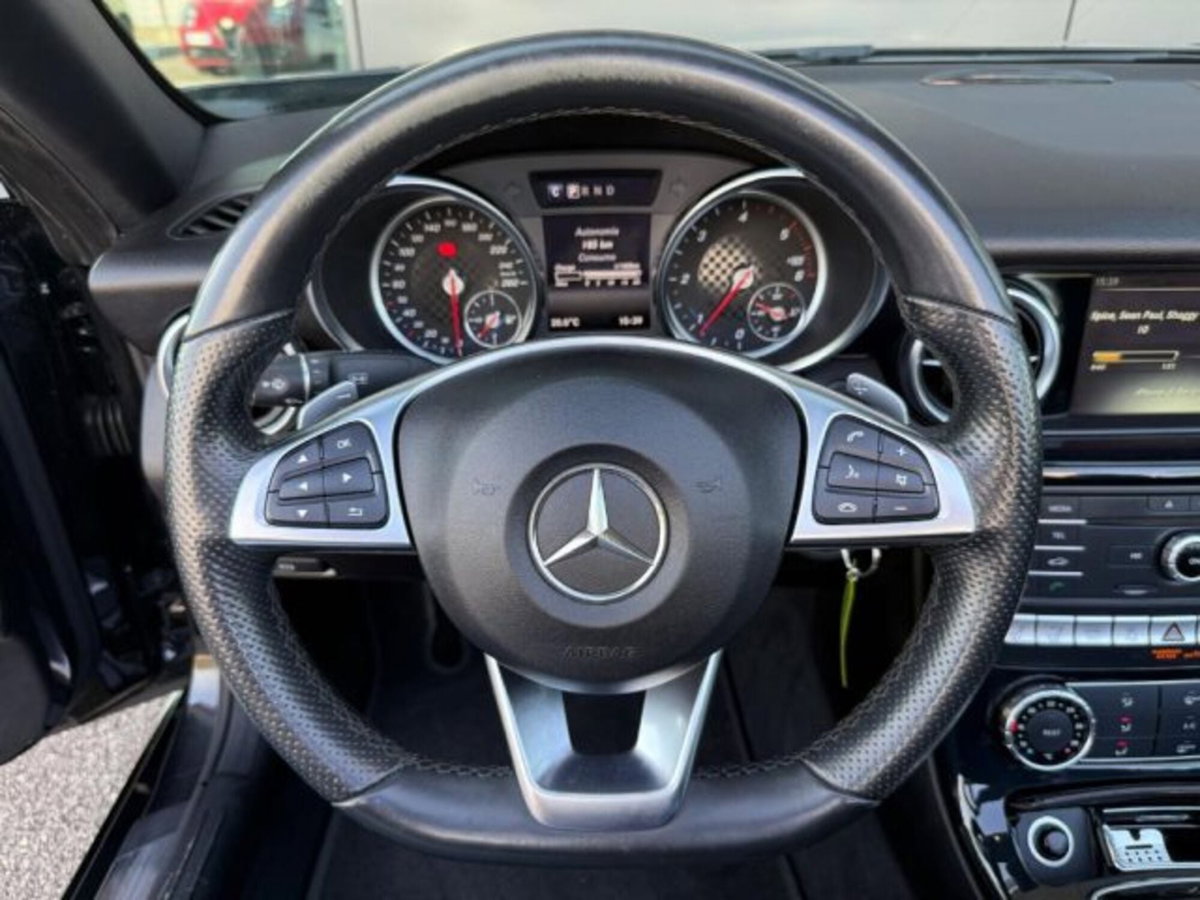 Mercedes-Benz SLC 250 d Premium (13)