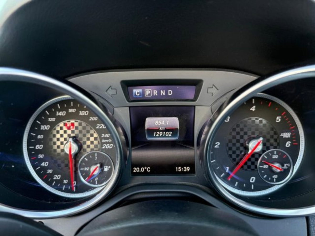 Mercedes-Benz SLC 250 d Premium (14)