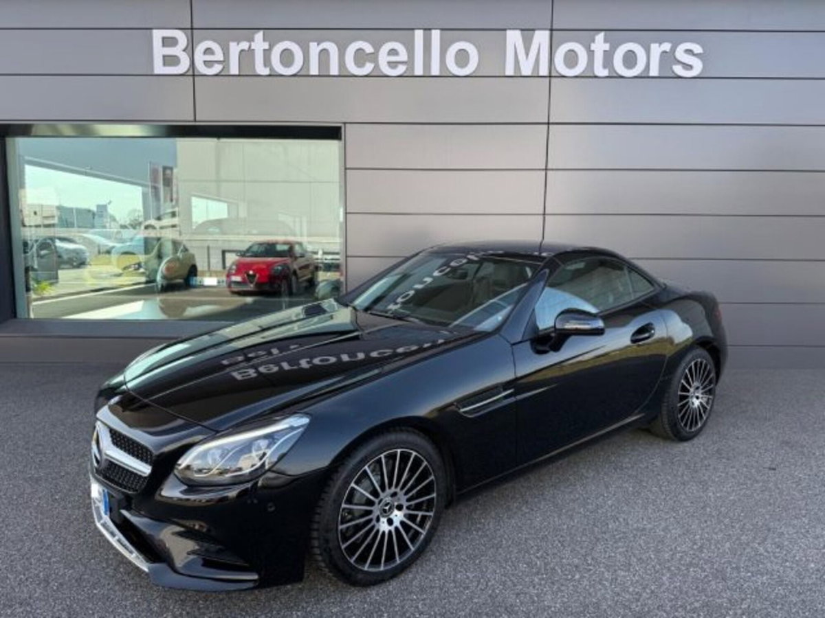 Mercedes-Benz SLC 250 d Premium (2)