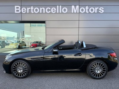 Mercedes-Benz SLC 250 d Premium (5)