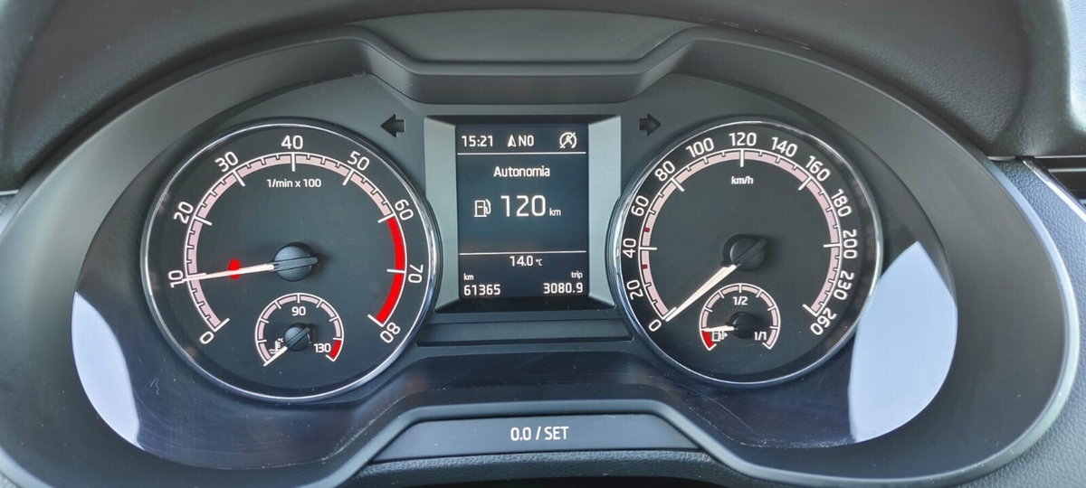 Skoda Octavia 1.0 TSI Active (11)