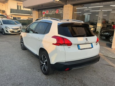 Peugeot 2008 e-HDi 92 CV Stop&Start Active (5)
