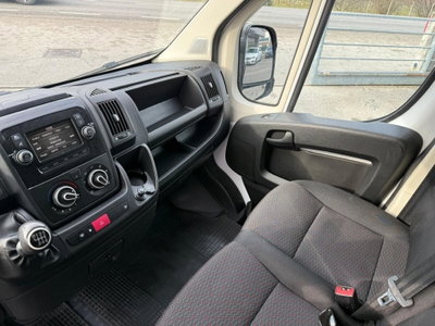 Peugeot Boxer Furgone 330 2.2 BlueHDi 140 S&S PC-TN Furgone Premium (11)