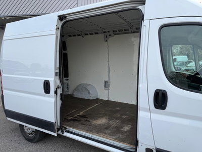 Peugeot Boxer Furgone 330 2.2 BlueHDi 140 S&S PC-TN Furgone Premium (3)