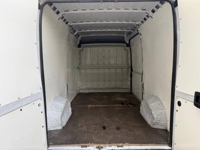 Peugeot Boxer Furgone 330 2.2 BlueHDi 140 S&S PC-TN Furgone Premium (5)