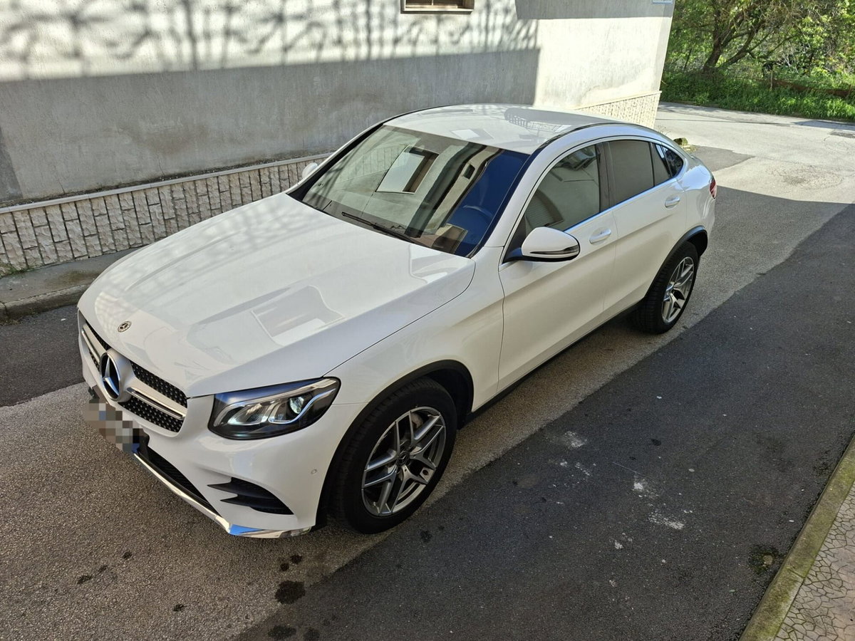 Mercedes-Benz GLC Coupé 250 d 4Matic Coupé Executive (4)