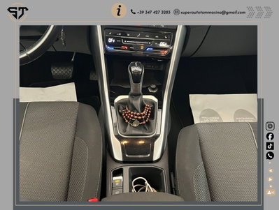 Volkswagen T-Roc 2.0 TDI SCR 150 CV DSG Style BlueMotion Technology (11)