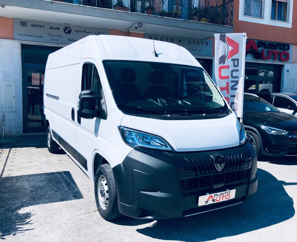 Peugeot Boxer Furgone 335 2.2 BlueHDi 140 S&S PLM-TM Furgone (4)