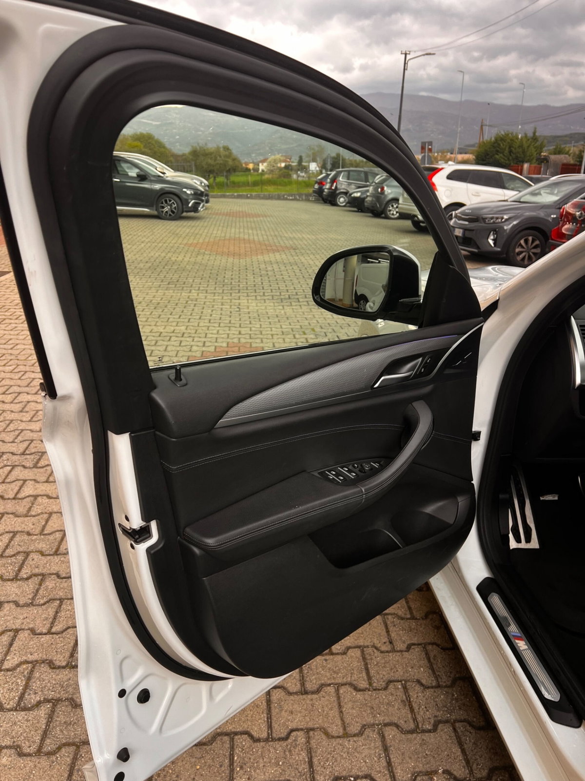 BMW X4 xDrive20d 48V Msport-X (12)
