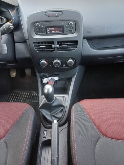Renault Clio dCi 8V 75CV Start&Stop 5 porte Energy Life (10)