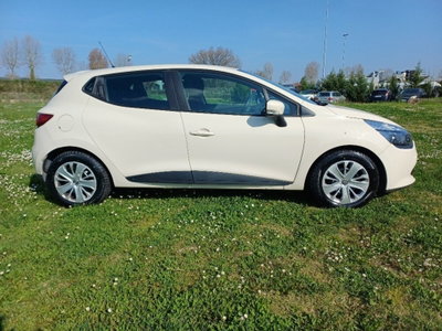 Renault Clio dCi 8V 75CV Start&Stop 5 porte Energy Life (3)