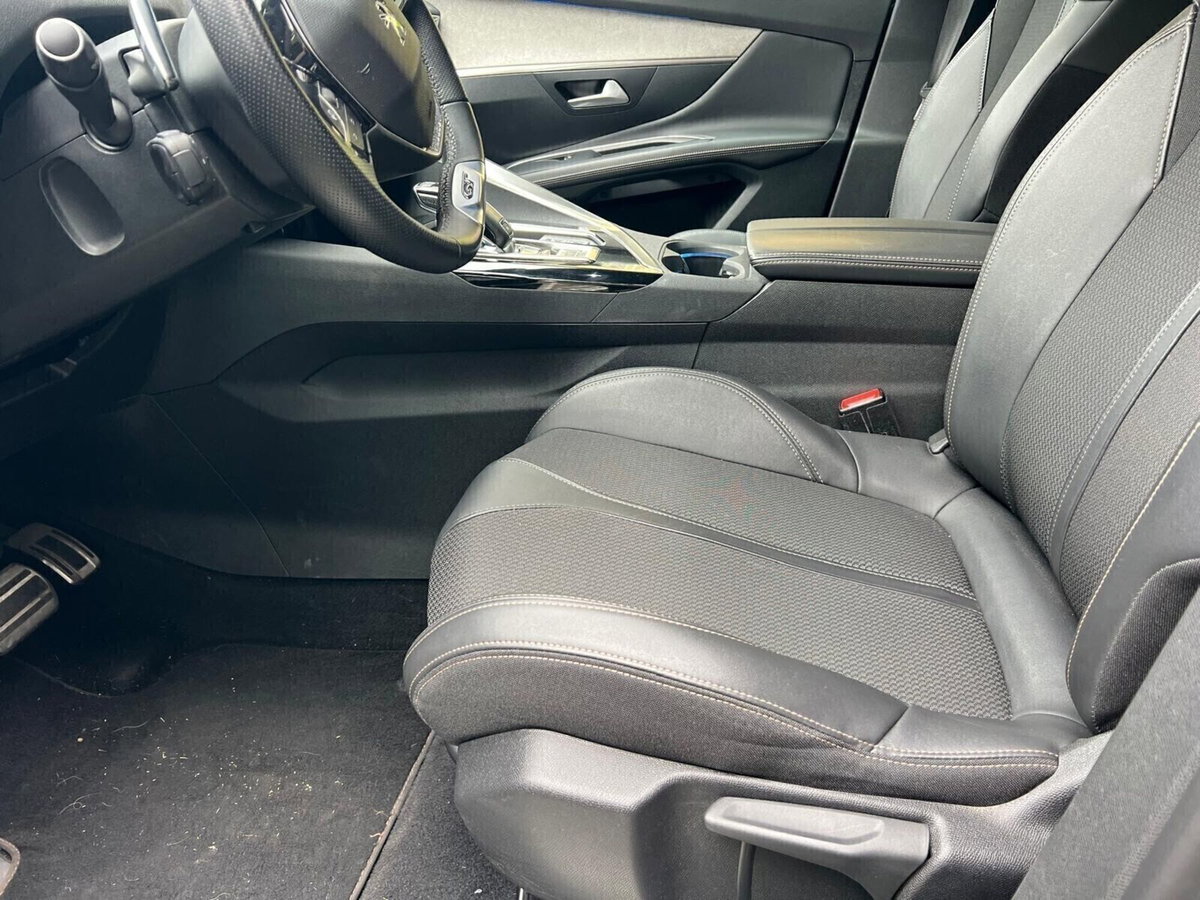 Peugeot 3008 BlueHDi 130 S&S EAT8 GT Pack (19)