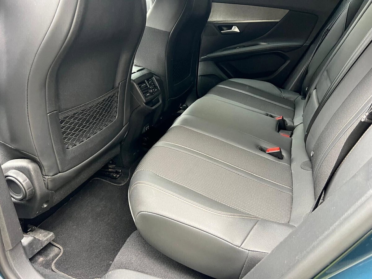 Peugeot 3008 BlueHDi 130 S&S EAT8 GT Pack (20)