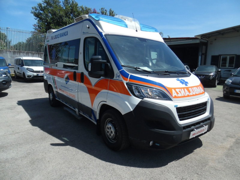 Peugeot Boxer Furgone 335 2.0 BlueHDi PM-TM Furgone coibentato