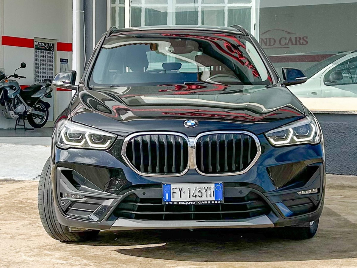 BMW X1 sDrive16d Advantage (2)