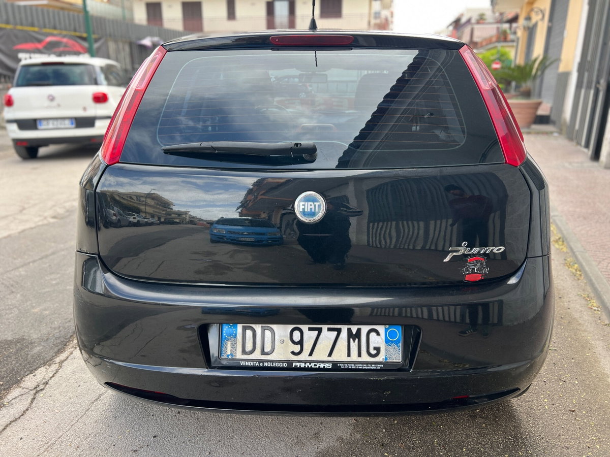 Fiat Grande Punto 1.3 MJT 90 CV 5 porte Emotion (6)