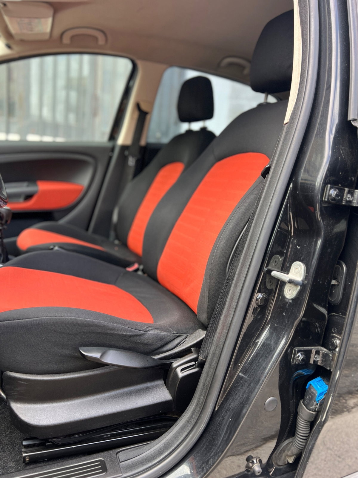Fiat Grande Punto 1.3 MJT 90 CV 5 porte Emotion (8)