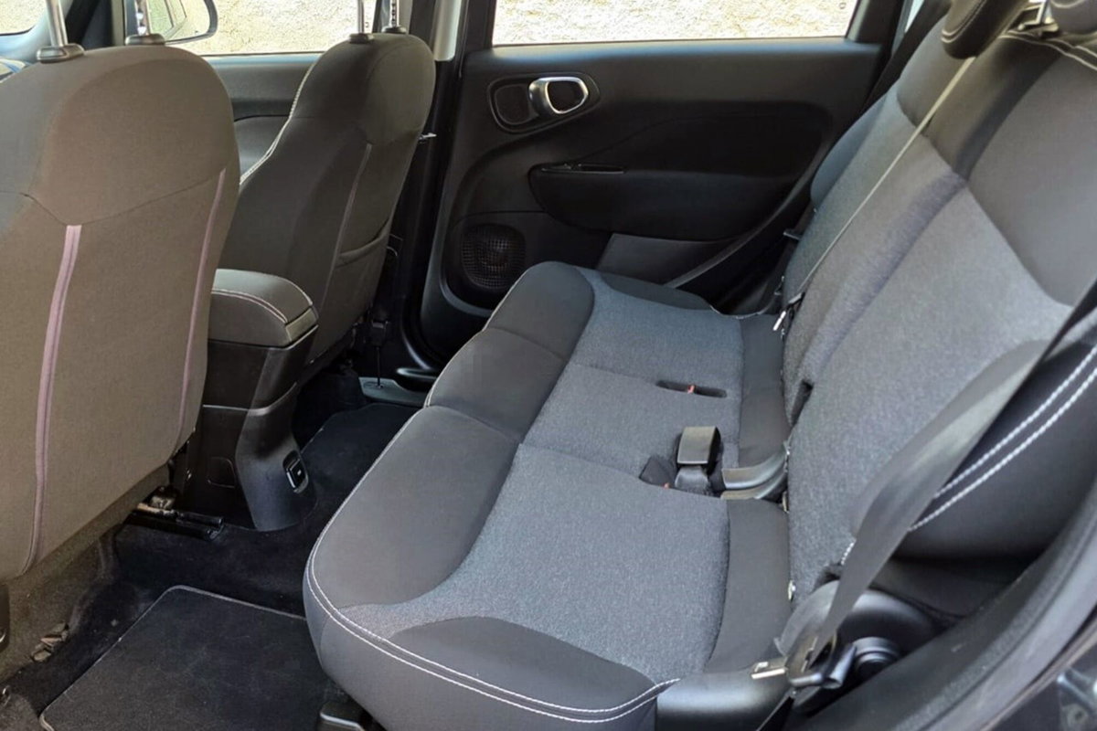 Fiat 500L Living 1.6 Multijet 120 CV Lounge (13)