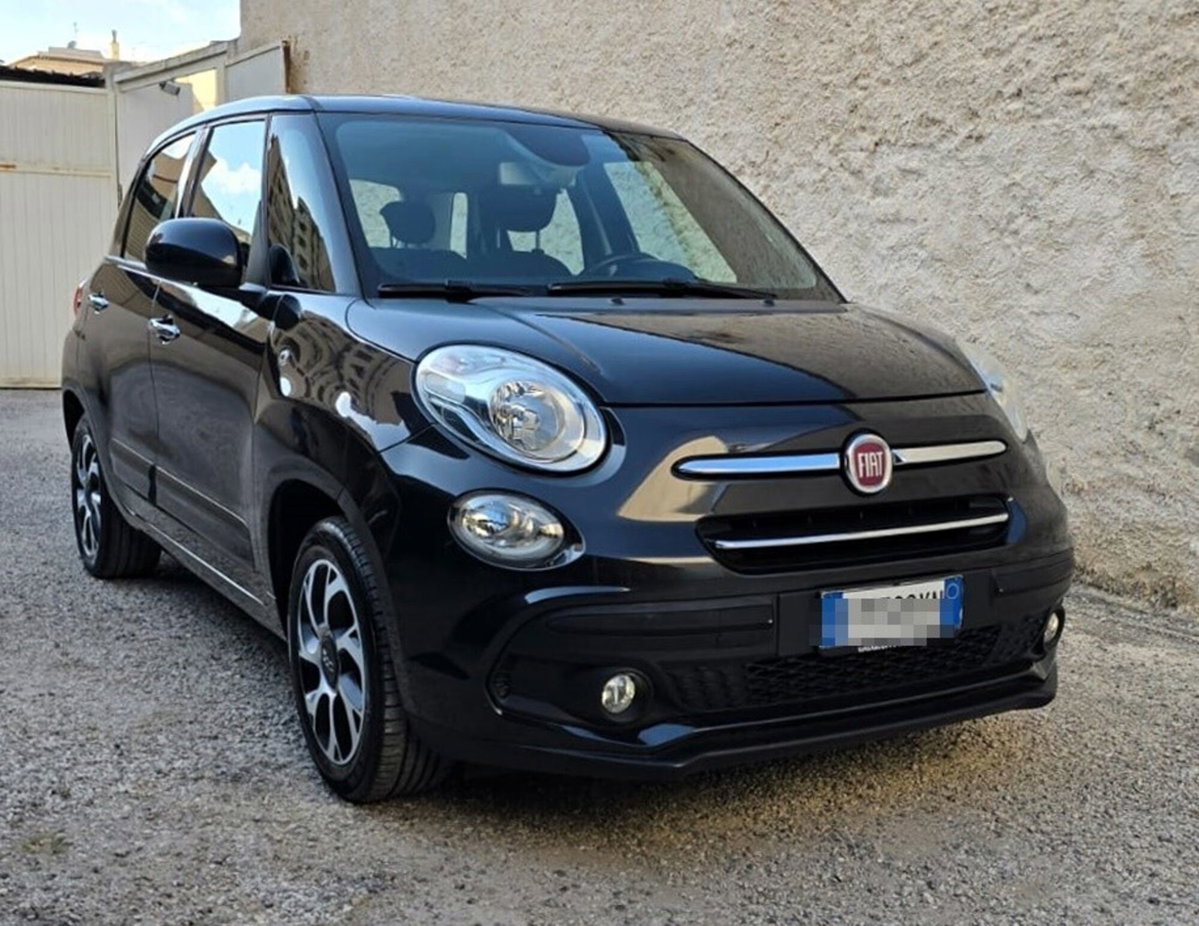 Fiat 500L Living 1.6 Multijet 120 CV Lounge (5)