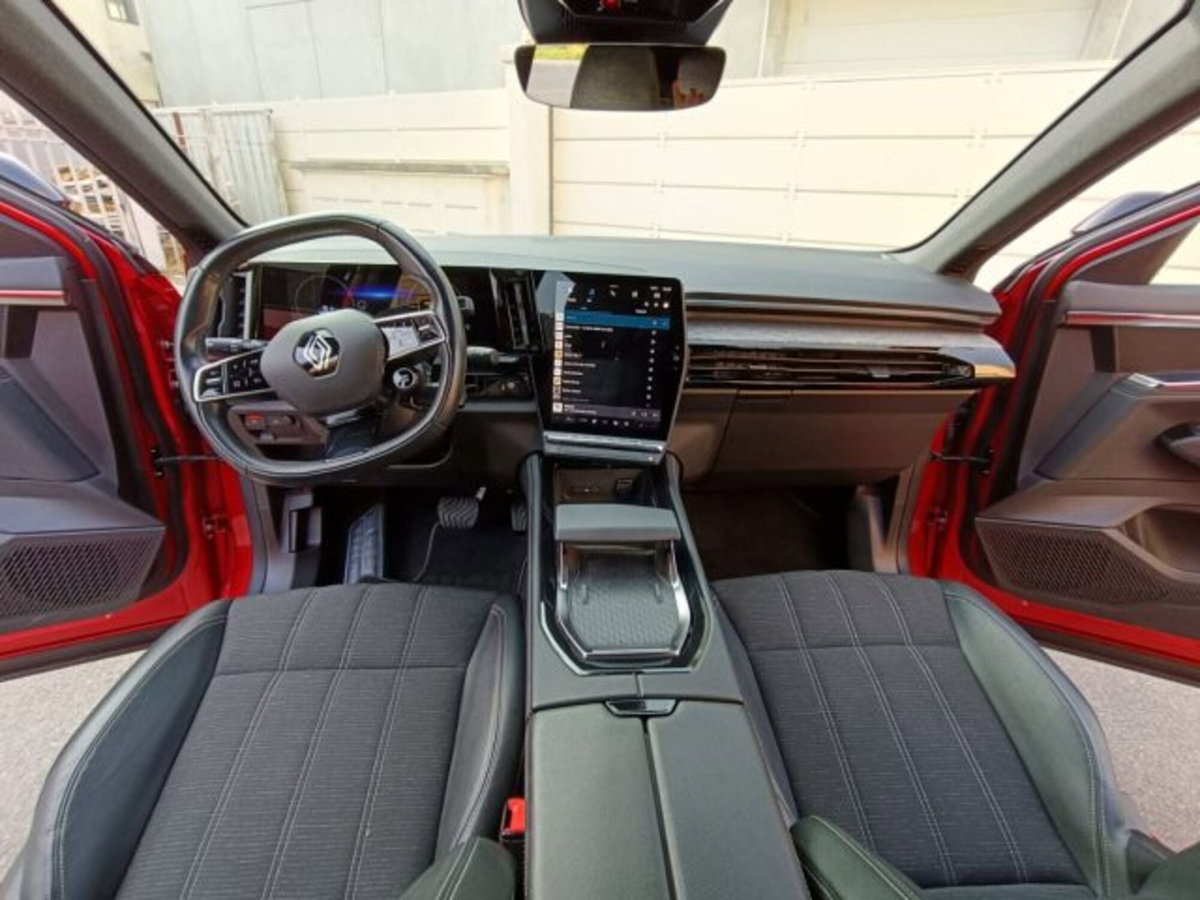 Renault Austral 1.2 full hybrid Techno 200cv auto (7)