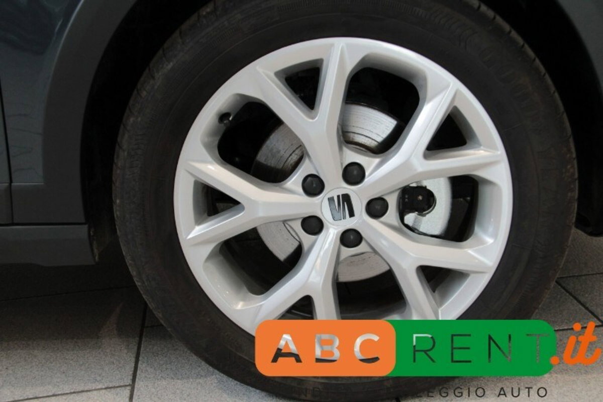SEAT Arona 1.0 EcoTSI FR (2)