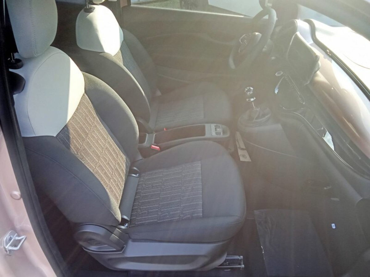 Fiat 500 1.0 hybrid Icon (11)