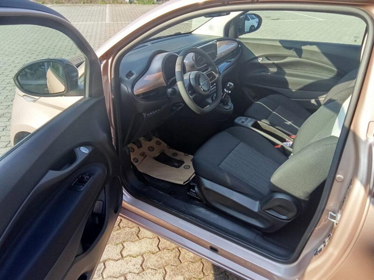 Fiat 500 1.0 hybrid Icon (12)