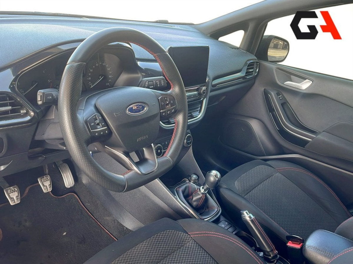 Ford Fiesta 1.5 EcoBlue 3 porte ST-Line (17)