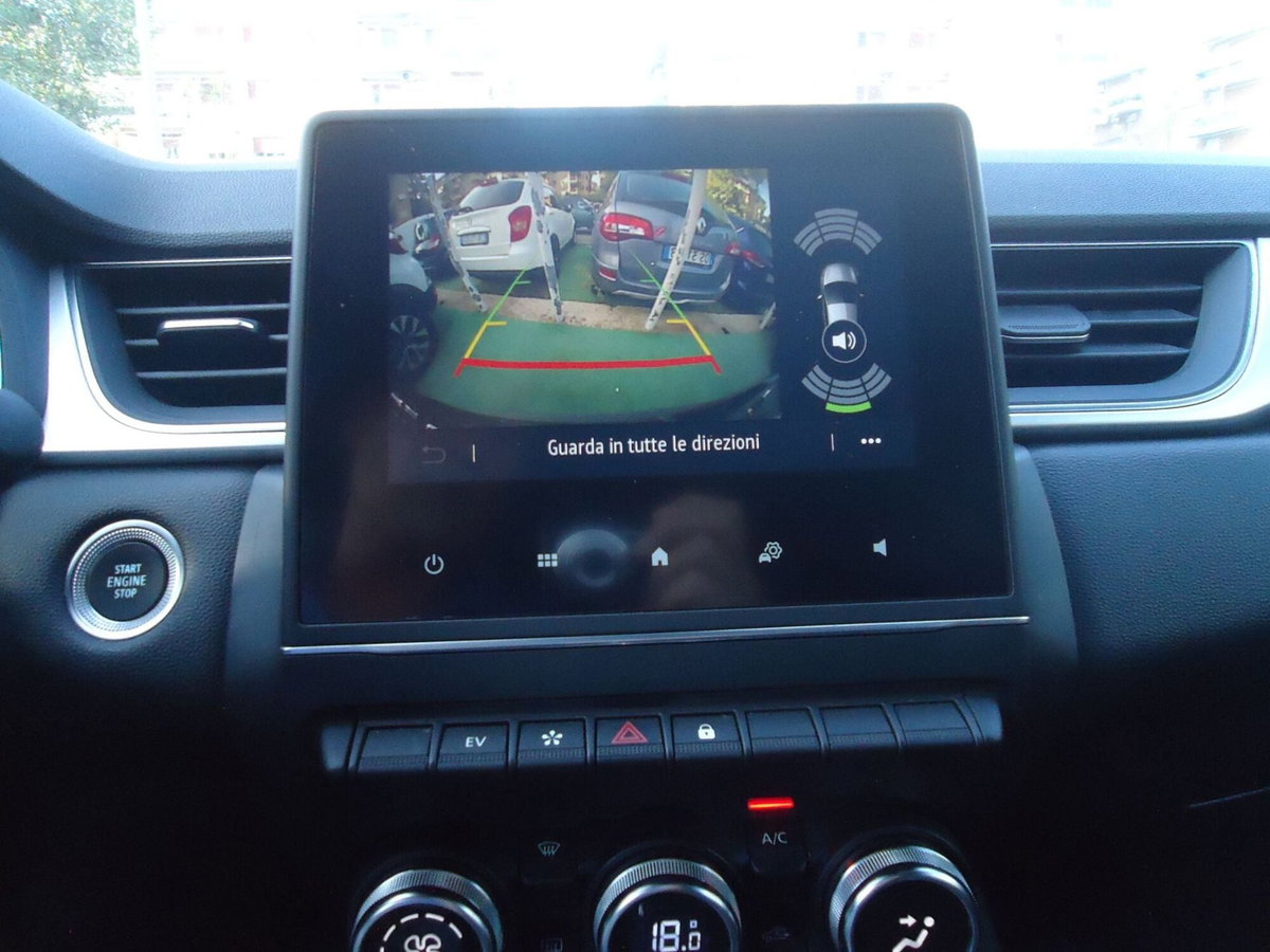 Renault Captur Plug-in Hybrid E-Tech 160 CV Intens (15)