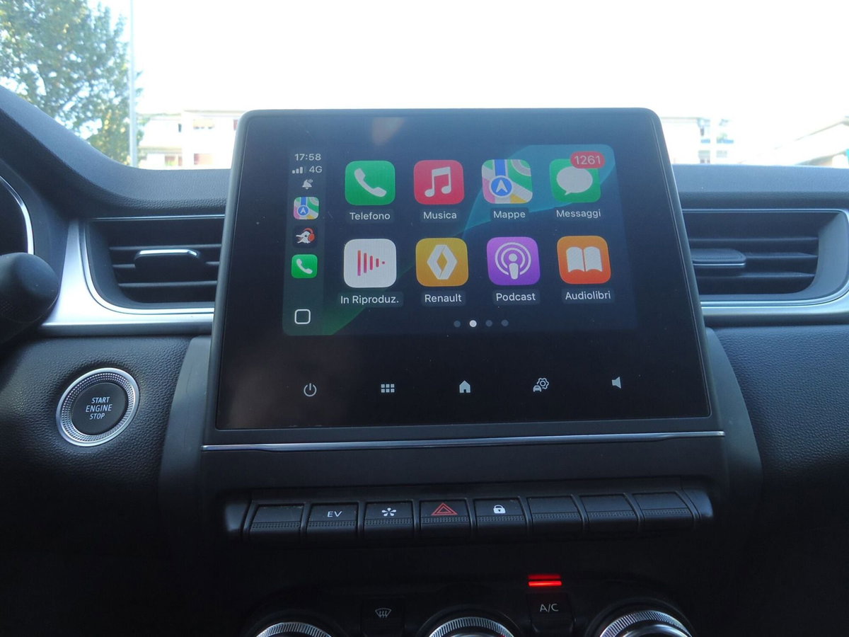 Renault Captur Plug-in Hybrid E-Tech 160 CV Intens (16)