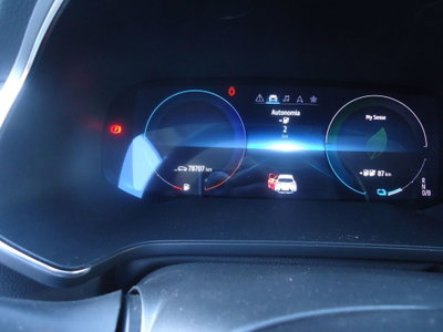 Renault Captur Plug-in Hybrid E-Tech 160 CV Intens (17)