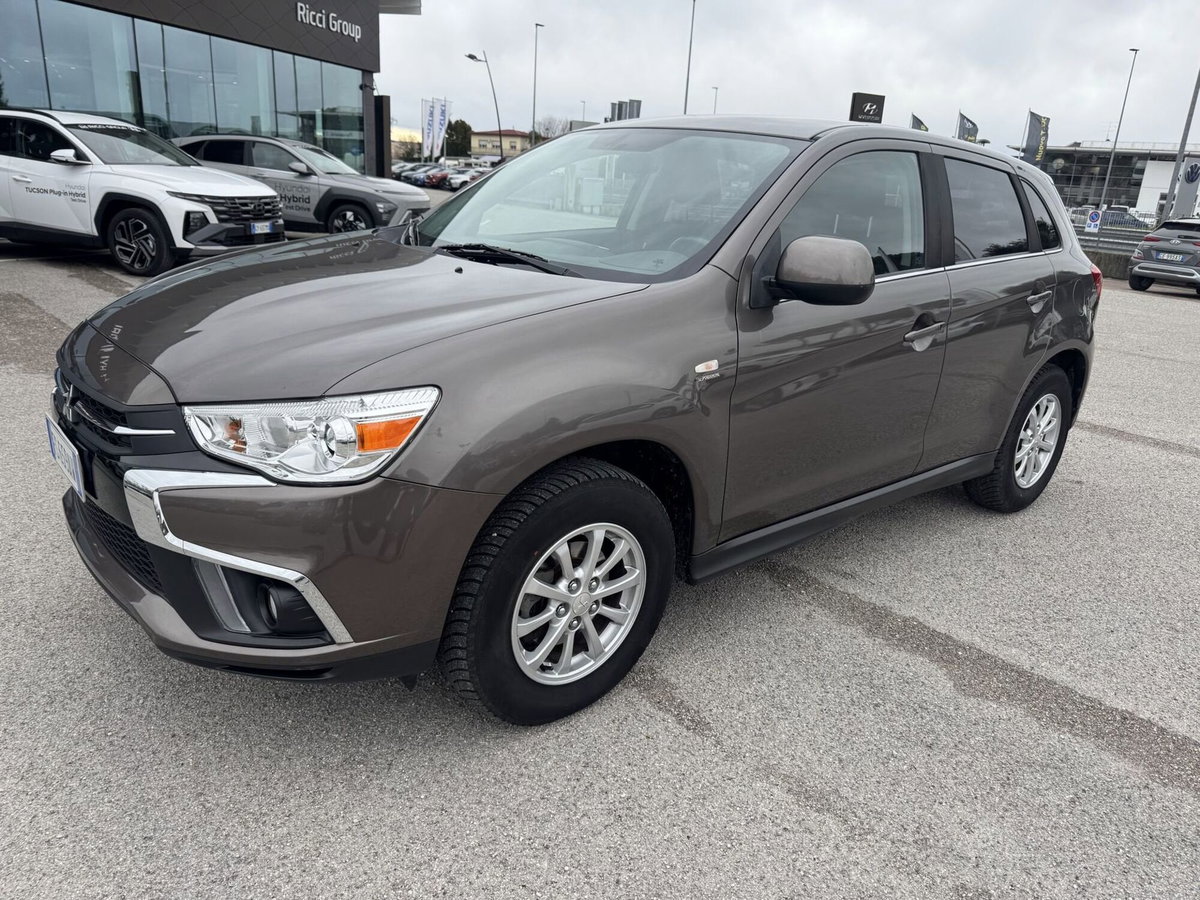 Mitsubishi ASX 1.6 DI-D 114 CV 4WD Invite Navi