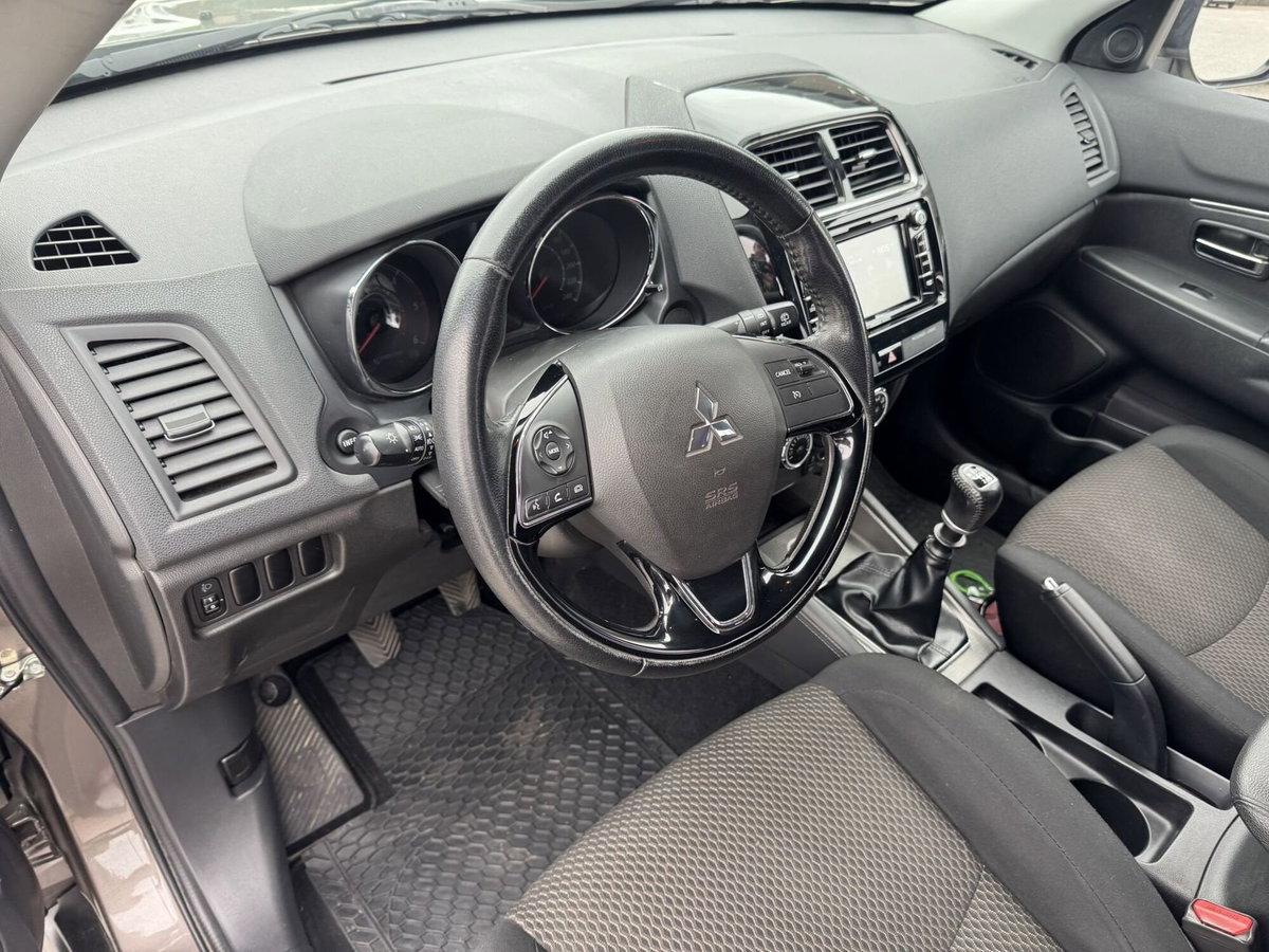Mitsubishi ASX 1.6 DI-D 114 CV 4WD Invite Navi (10)