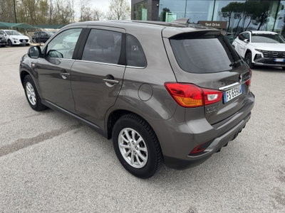 Mitsubishi ASX 1.6 DI-D 114 CV 4WD Invite Navi (3)