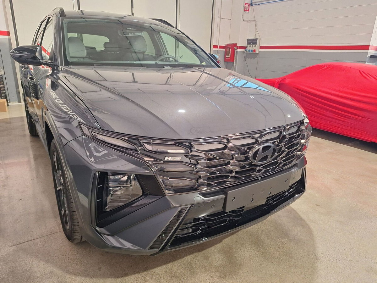 Hyundai Tucson 1.6 hev Xtech 2wd 239cv auto (3)
