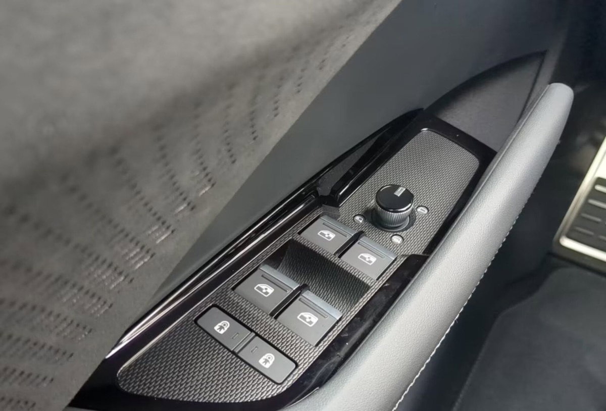 Audi Q3 Sportback 35 TFSI (16)