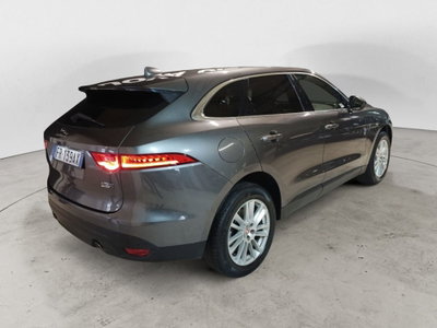 Jaguar F-Pace 2.0 D 240 CV AWD aut. Prestige (3)