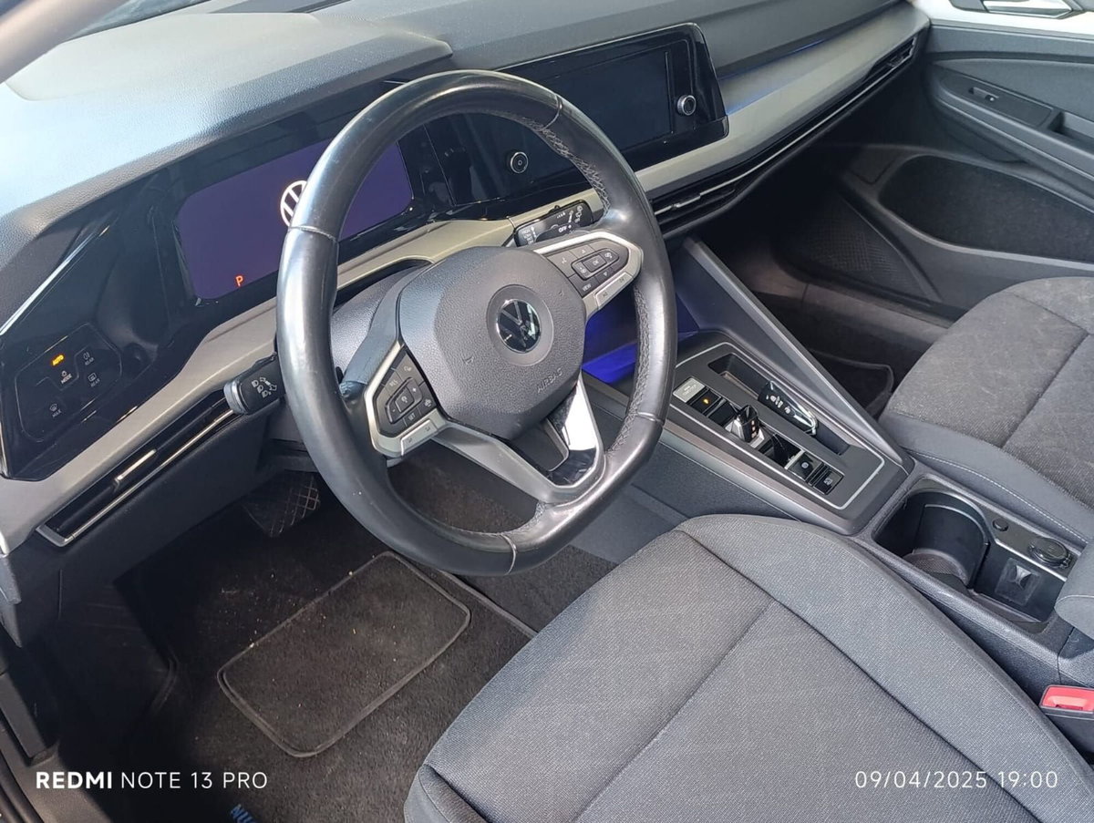 Volkswagen Golf 1.0 eTSI EVO DSG Life (7)