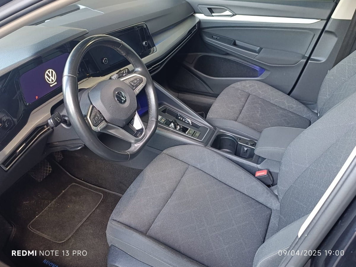Volkswagen Golf 1.0 eTSI EVO DSG Life (8)