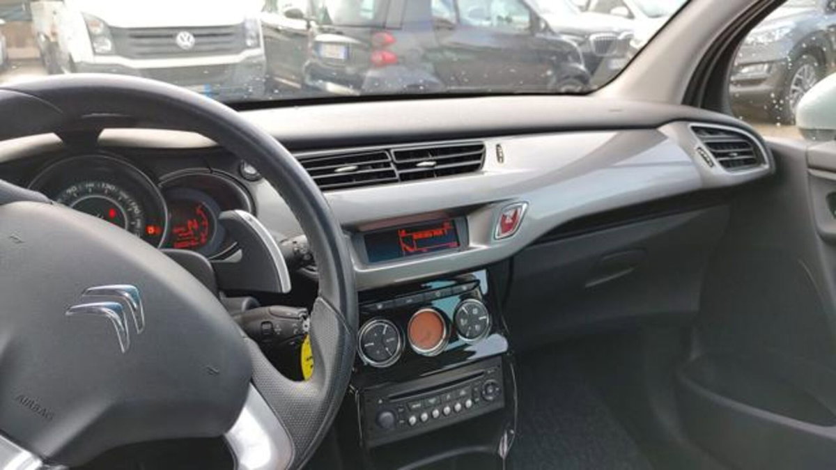 Citroen C3 1.4 VTi 95 Exclusive (10)