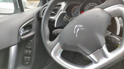 Citroen C3 1.4 VTi 95 Exclusive (9)