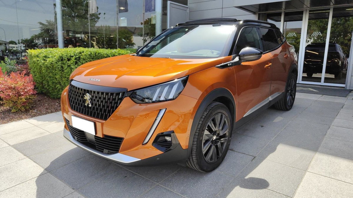 Peugeot 2008 PureTech 155 S&S EAT8 GT Pack