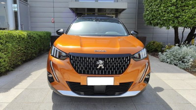 Peugeot 2008 PureTech 155 S&S EAT8 GT Pack (2)